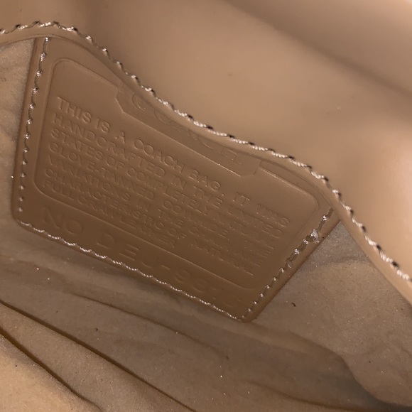 Coach wristlet - Picture 4 of 5